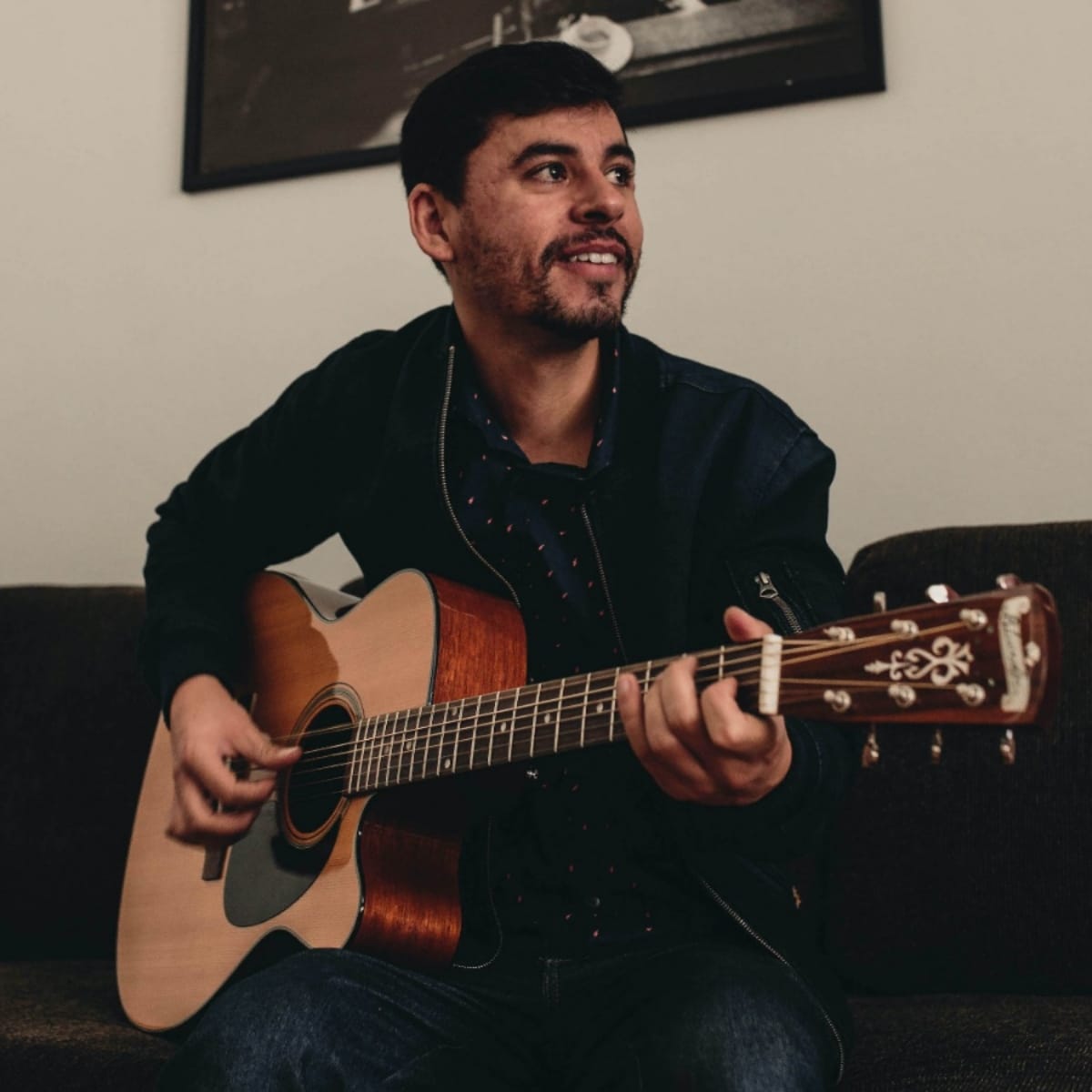 square-image square-image